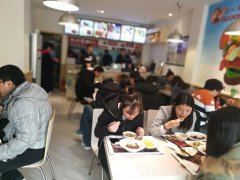 饈廚香辣雞架飯美團(tuán)外賣開啟——外賣快餐打造外賣行業(yè)高收益模式